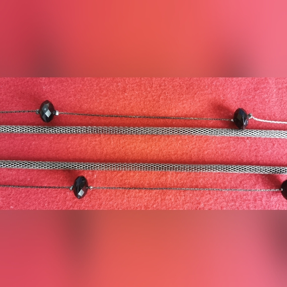 #19~NWOT. Long necklace with beads. - Picture 2 of 2